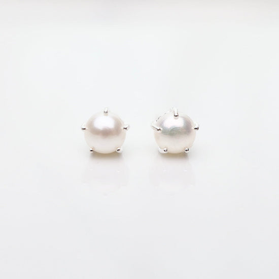 Load image into Gallery viewer, EAR Large Prong-Set Freshwater White Pearl Studs
