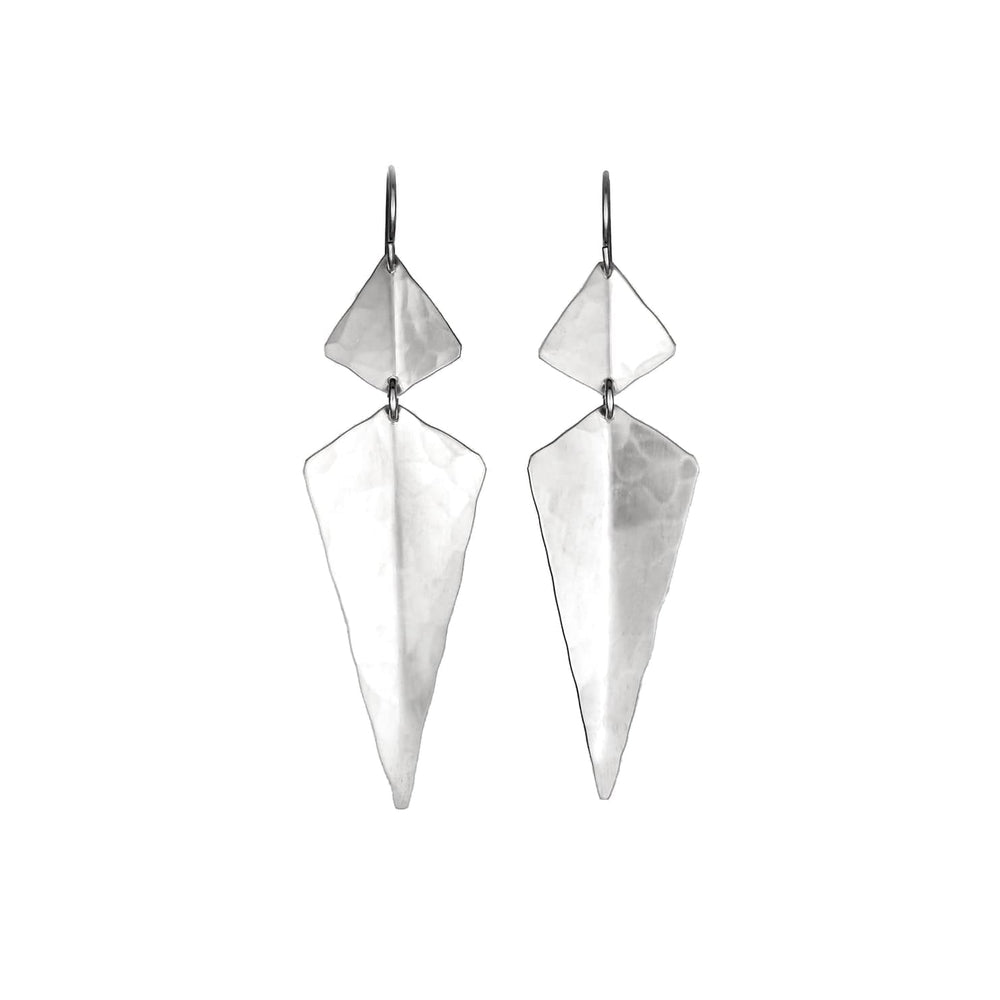 
                      
                        EAR Liv Earrings Silver
                      
                    