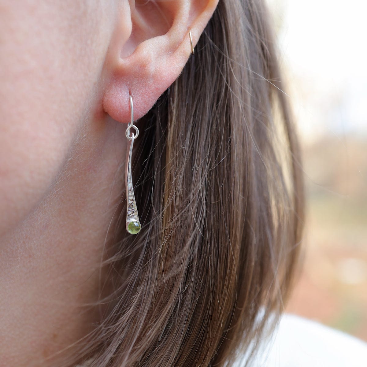 EAR Long Organic Bar  Peridot  Earring