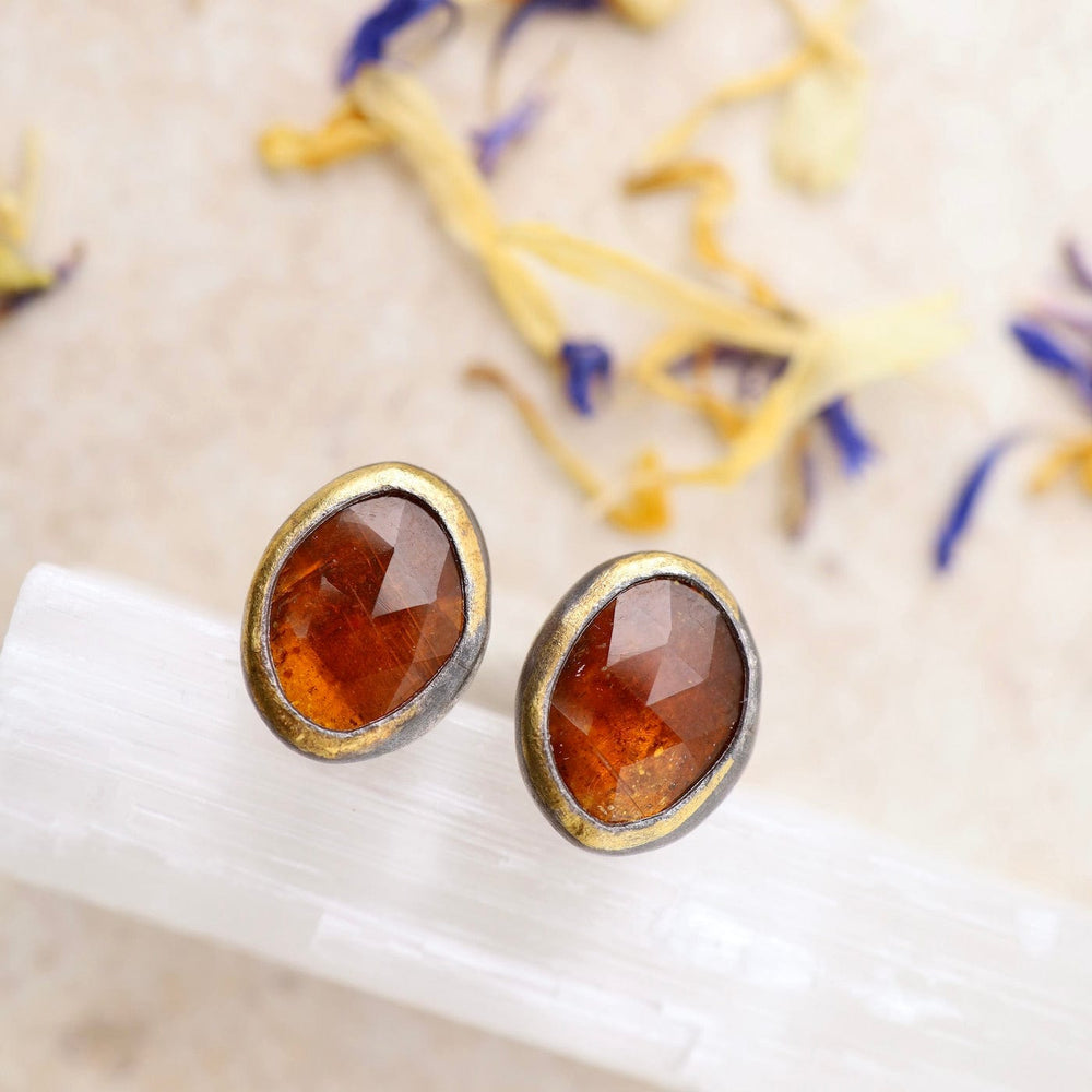 EAR Medium Crescent Rim Post Earrings with Orange Kyanite