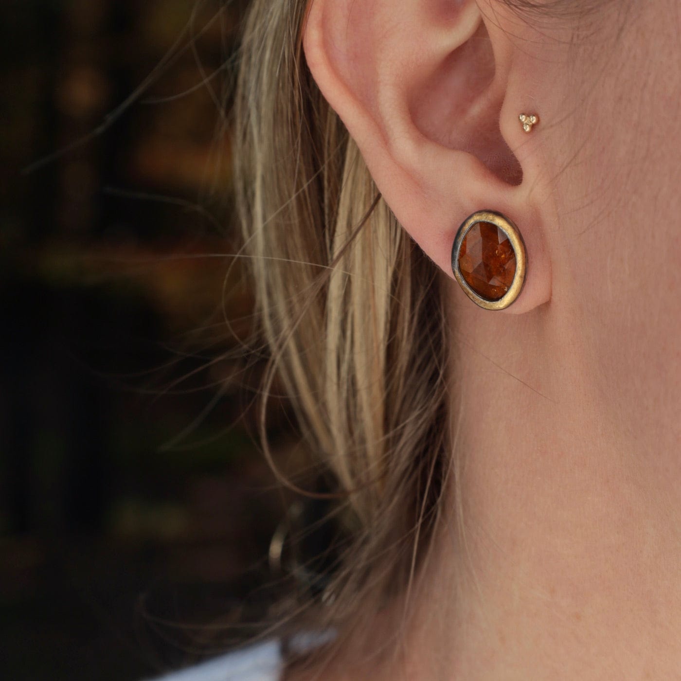 EAR Medium Crescent Rim Post Earrings with Orange Kyanite