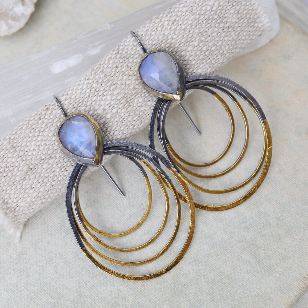 
                  
                    EAR Medium Ripple Rim Earrings with Rainbow Moonstone
                  
                