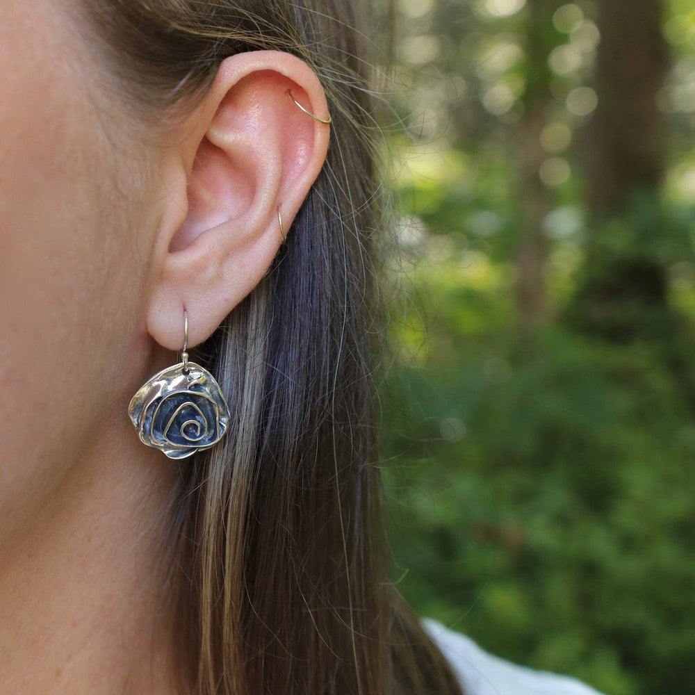 
                      
                        EAR Medium Rose on Wire Earrings
                      
                    