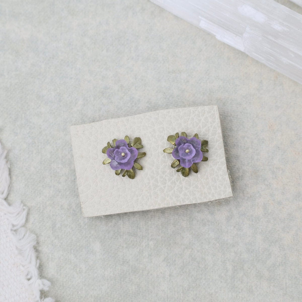 
                      
                        EAR Mums Stud Earrings in Lavender
                      
                    