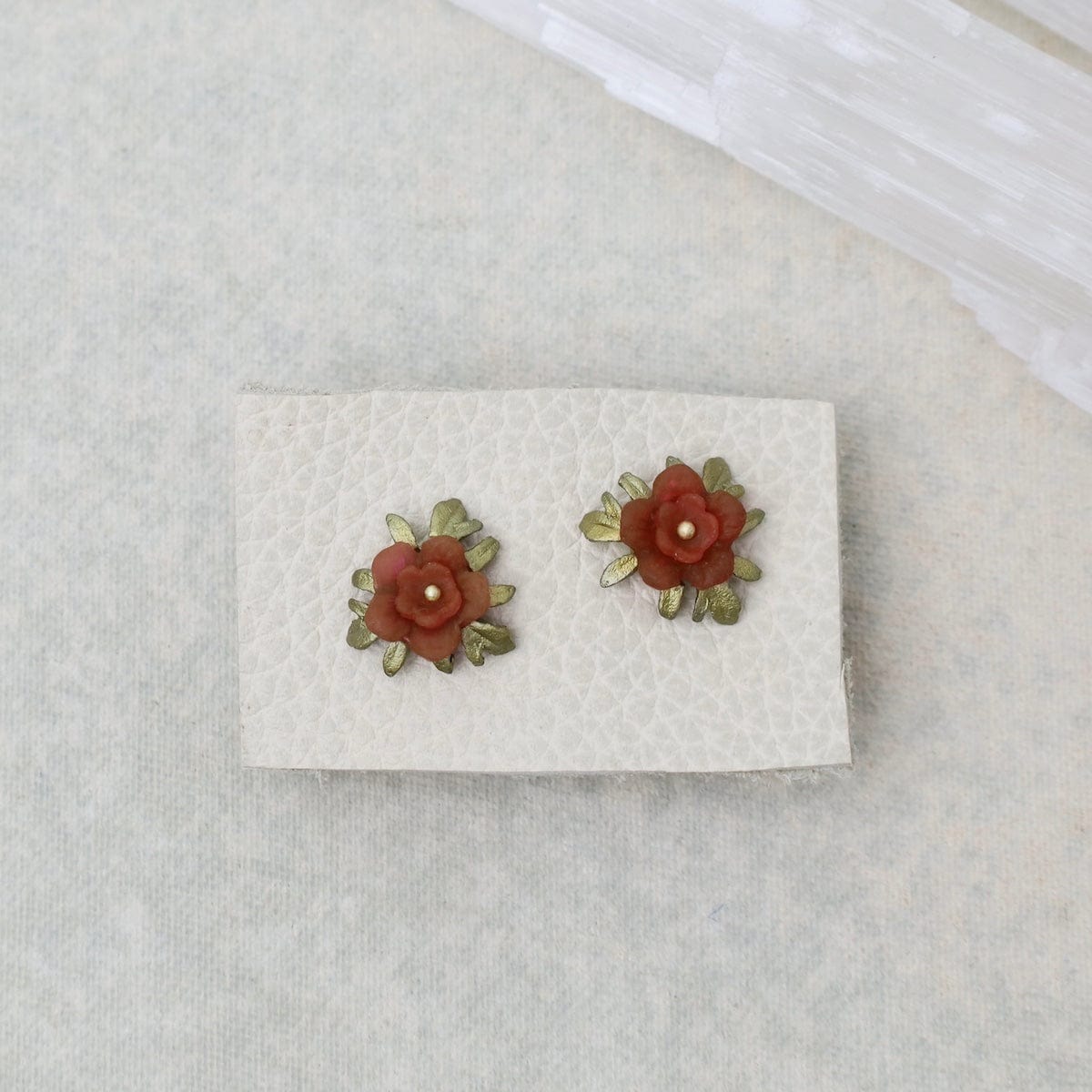 EAR Mums Stud Earrings in Scarlet