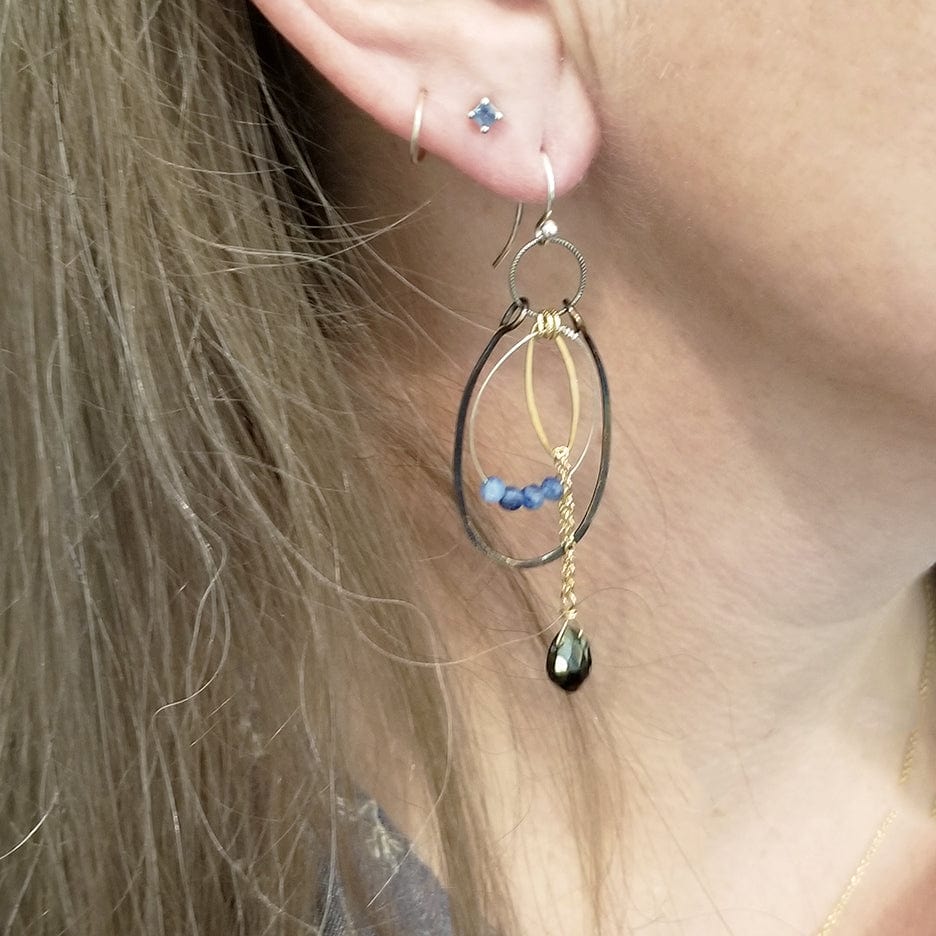 EAR NESTED TEARDROP EARRINGS