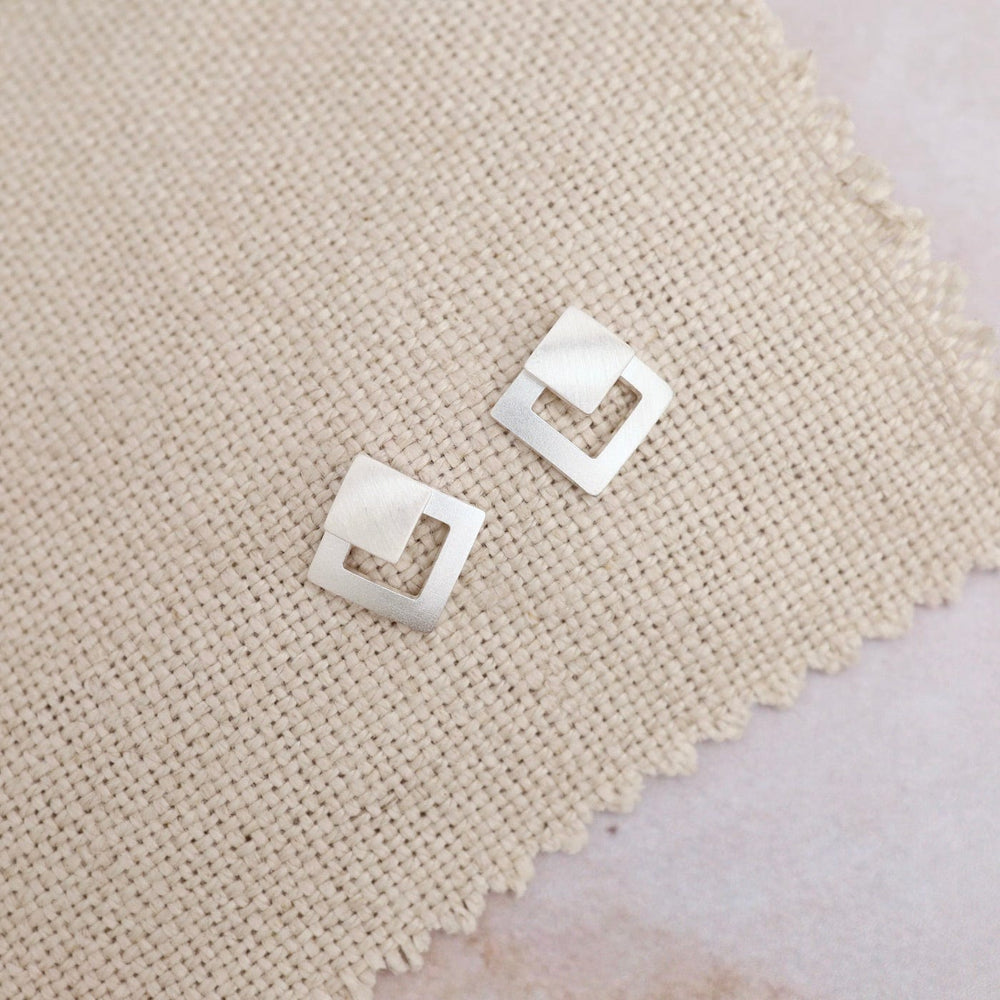 
                      
                        EAR Open Diamond Post Earring
                      
                    