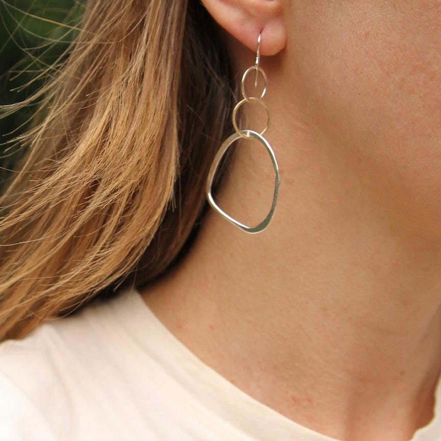 EAR Organic Interlocked Rings Earring
