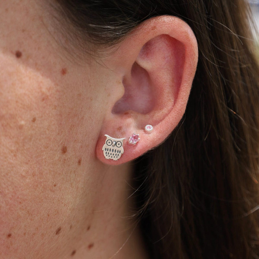 
                      
                        EAR Oval Claw-set Pink Tourmaline Studs - Sterling Silver
                      
                    