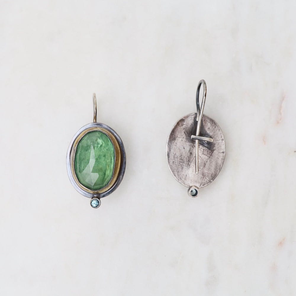 
                      
                        EAR Oval Crescent Rim Drop Earrings with Green Kyanite
                      
                    