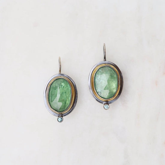 EAR Oval Crescent Rim Drop Earrings with Green Kyanite