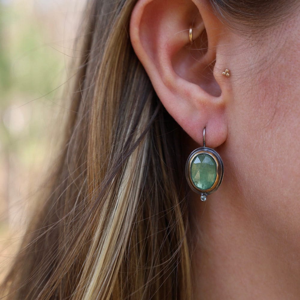 
                      
                        EAR Oval Crescent Rim Drop Earrings with Green Kyanite
                      
                    