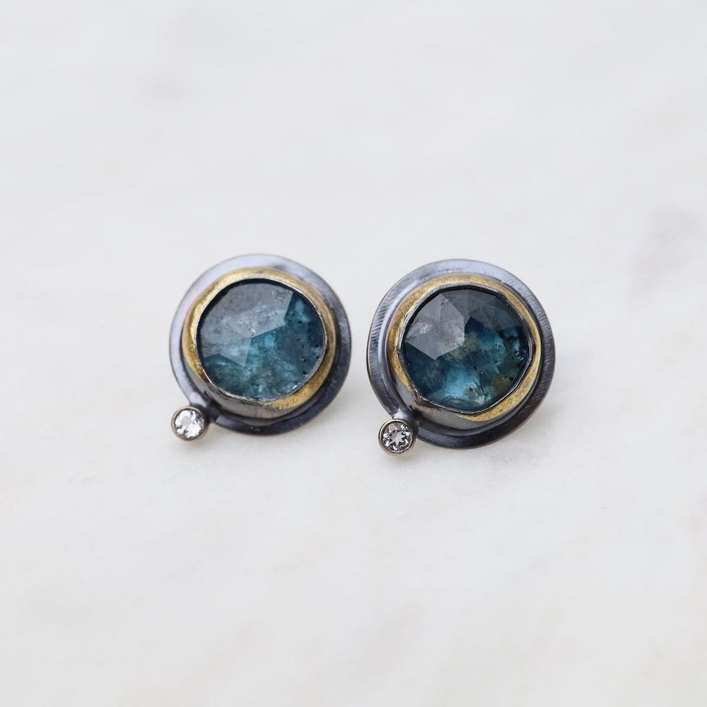 
                      
                        EAR Oval Crescent Rim Post Earrings with Teal Kyanite
                      
                    