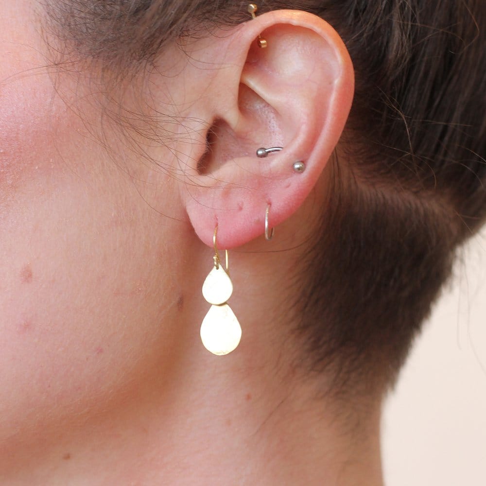 EAR Parchment Teardrop Waterfall Earrings in 18k Yello