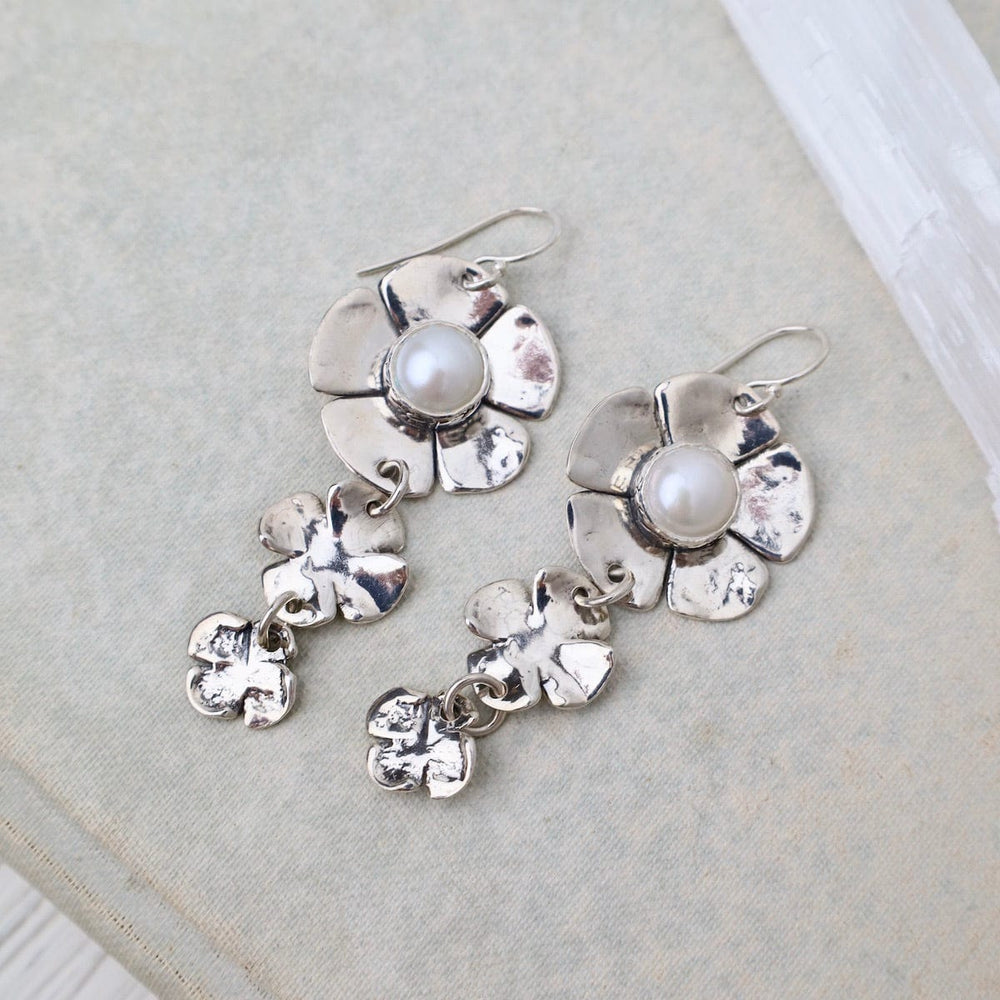 EAR Pearl Dogwood Flower Earrings with Two Flower Drop