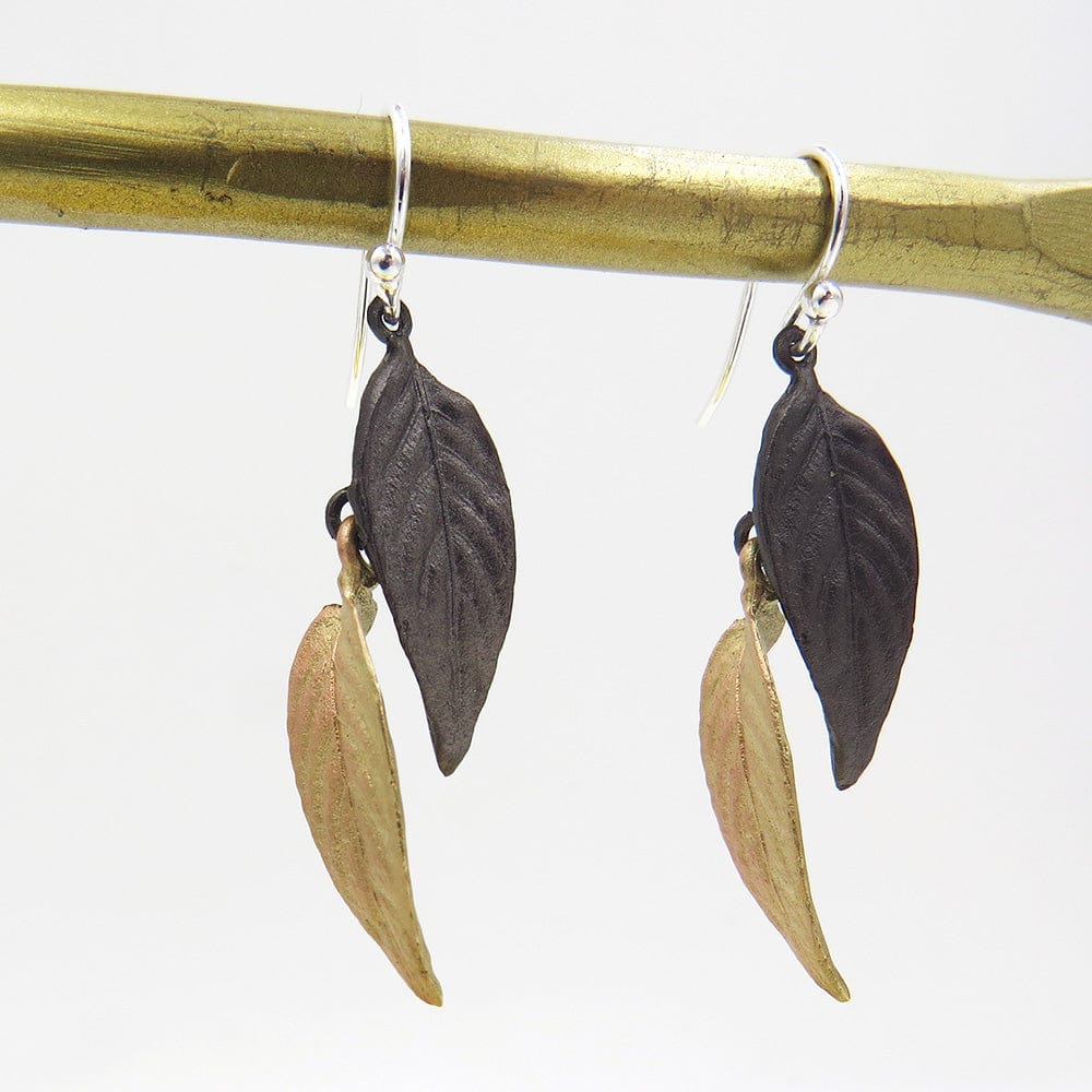 Load image into Gallery viewer, EAR PERIAN SHIELD TWO LEAF EARRING
