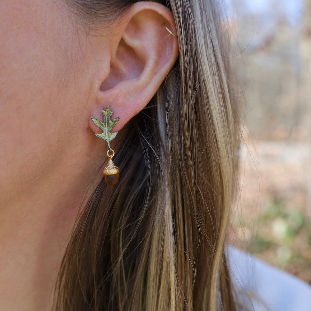 
                      
                        EAR Pin Oak Dainty Post Earring
                      
                    