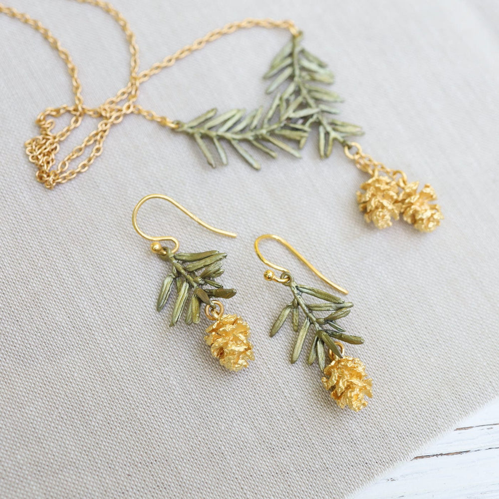 
                      
                        EAR Pine Needle Drop Earring
                      
                    