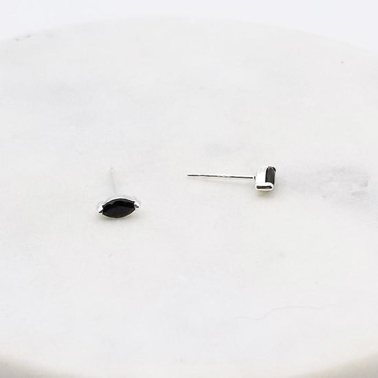 EAR Polished Sterling Silver Onyx Marquis Stud