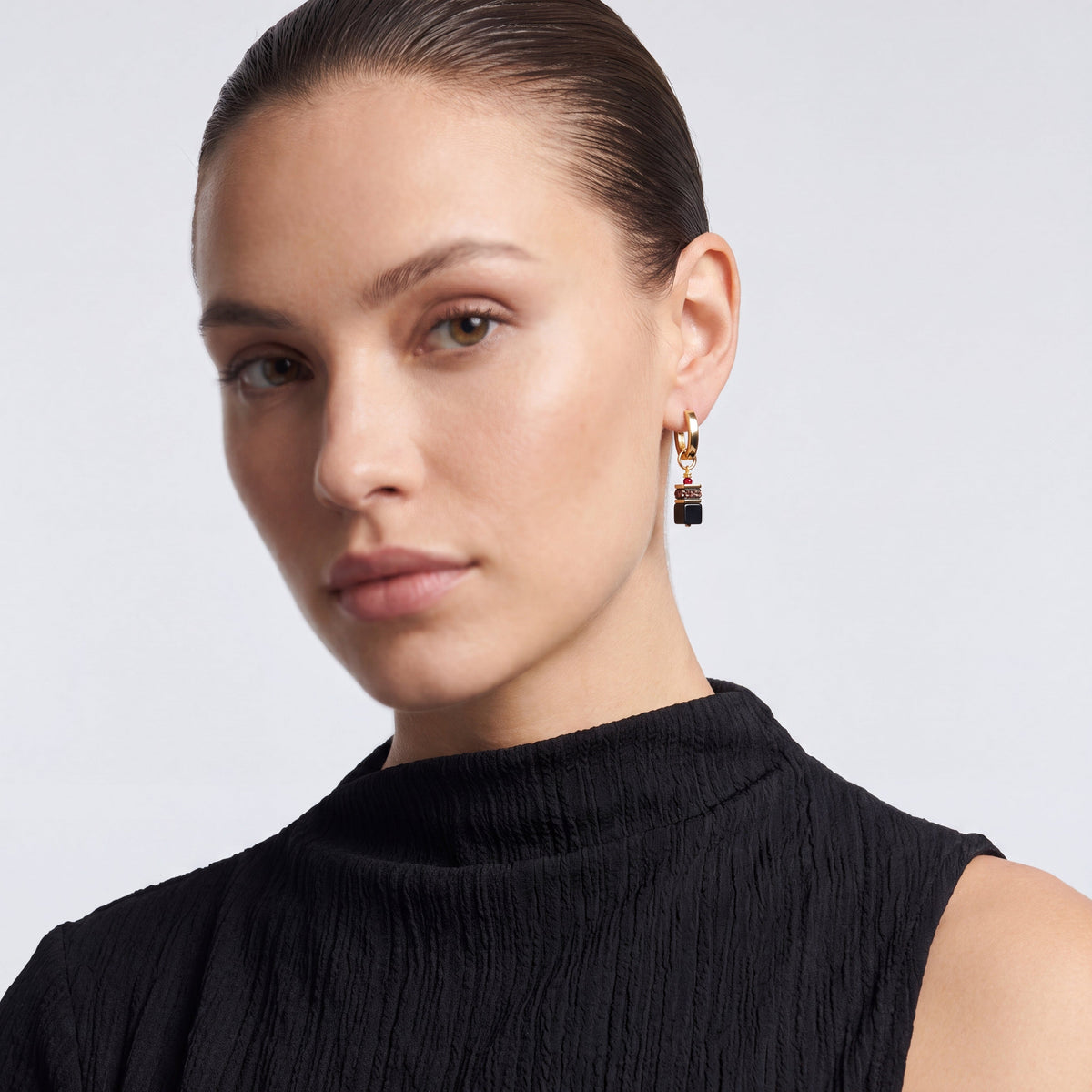 EAR Ruby Noir Geo Cube Precious Classic Hoop Earrings