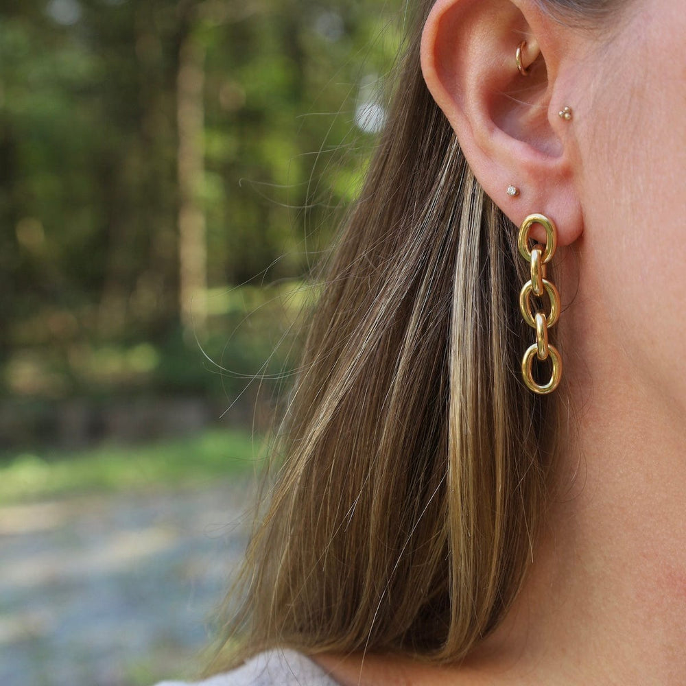 
                      
                        EAR-S.STL Bold Link Drop Earrings in Gold Plated Stainless Steel
                      
                    