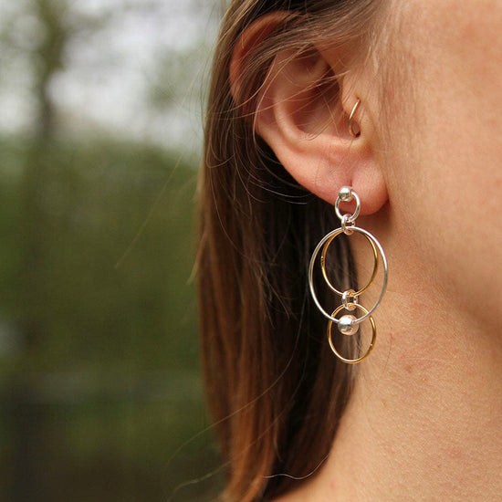 EAR Silver & Gold Circles With Ball Earring