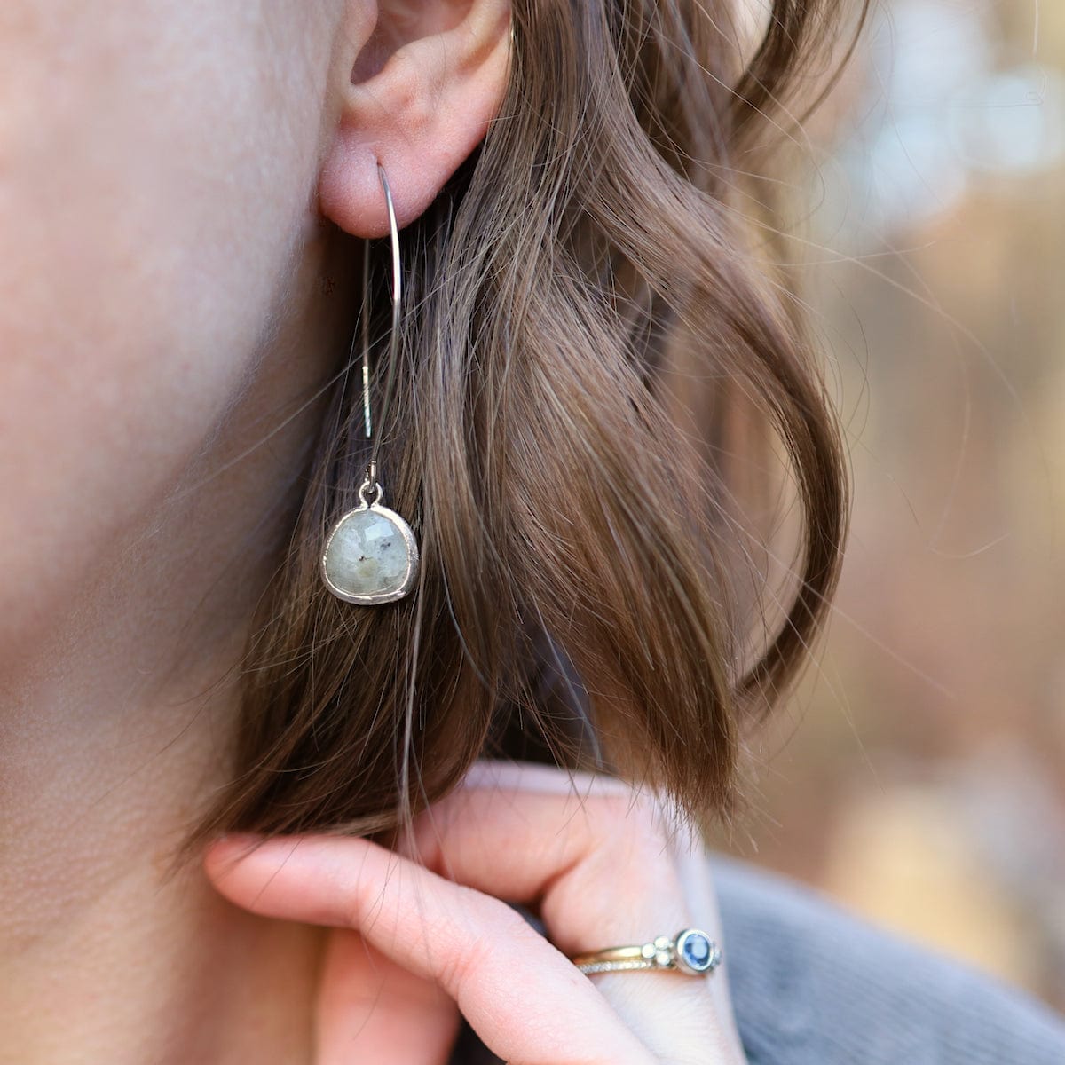EAR Silver Labradorite Earring