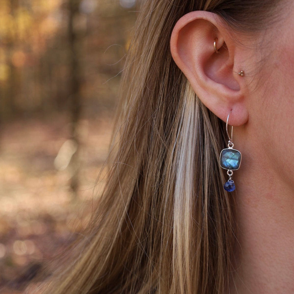 EAR Silver Labradorite Square Link Earrings