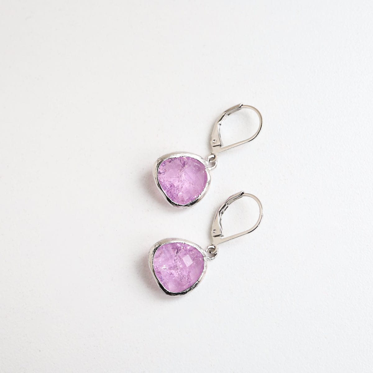 Load image into Gallery viewer, EAR Silver Lavender Rock Crystal Lever Back Earring
