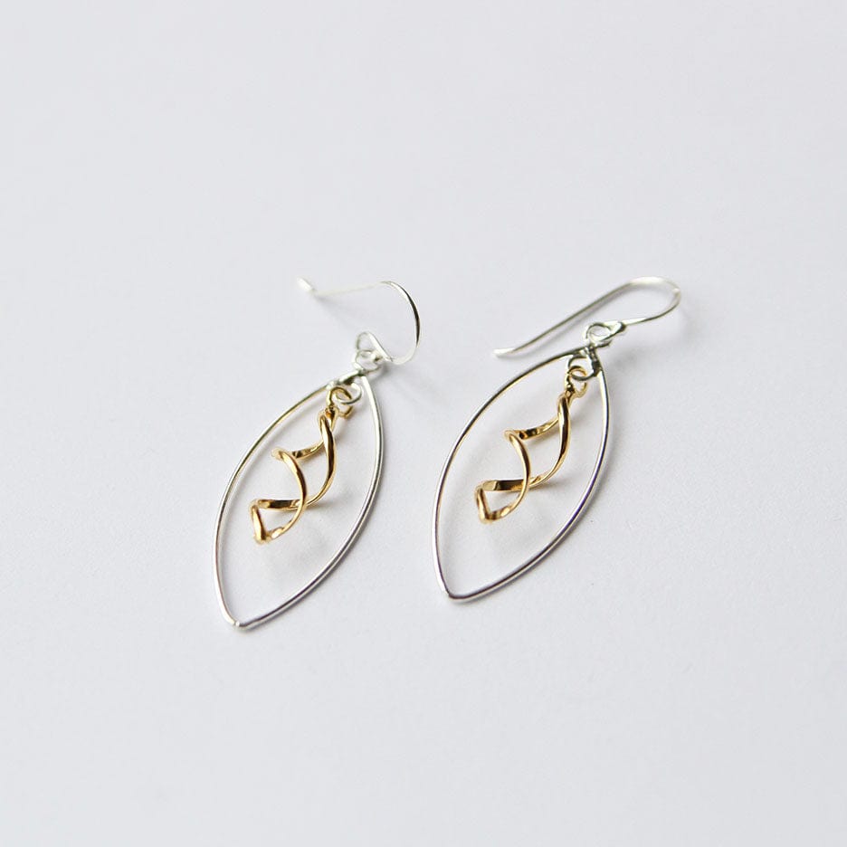 EAR Silver Oval With Gold Swirl