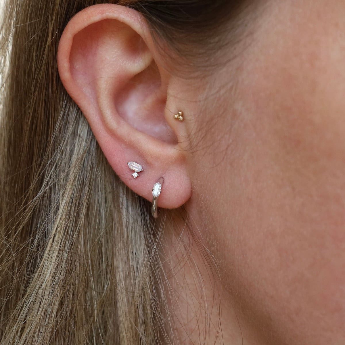 EAR Silver Sparkle Emblem Huggie Hoop Earrings