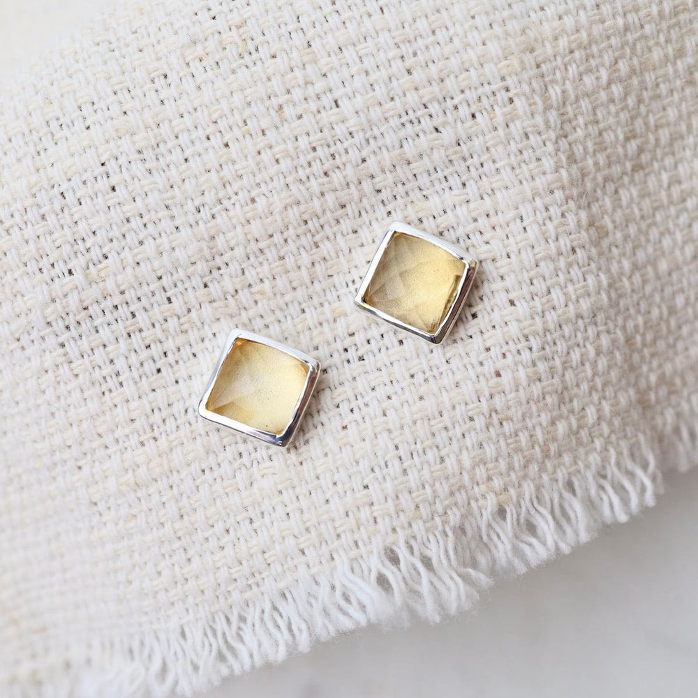 
                      
                        EAR Silver Square Madeline Stud Earrings - Citrine
                      
                    