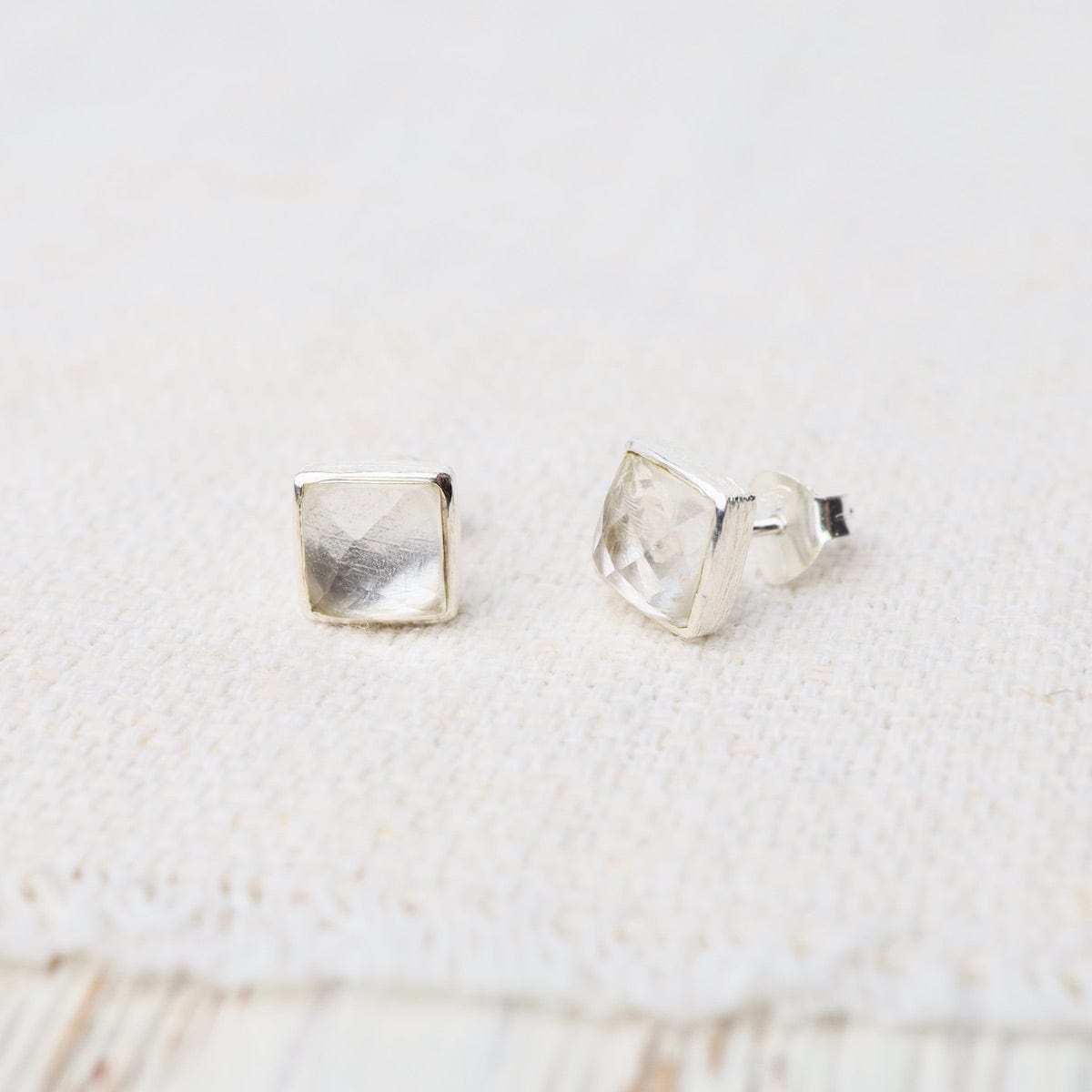 EAR Silver Square Madeline Stud Earrings - Clear Quartz