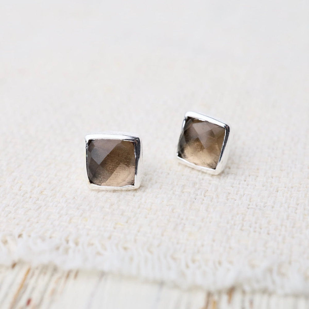 
                      
                        EAR Silver Square Madeline Stud Earrings - Smokey Quartz
                      
                    