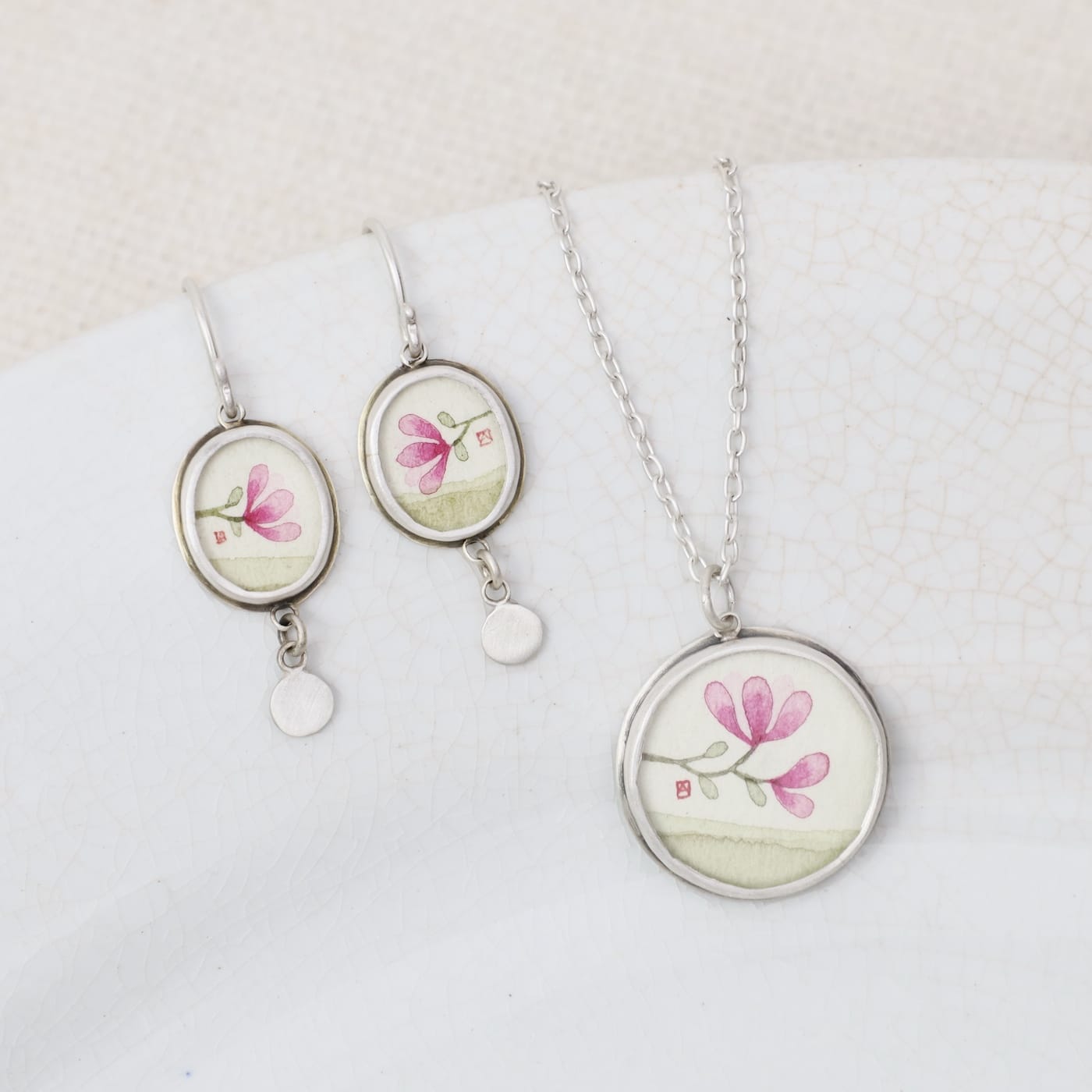 EAR Silver Tiny Oval Magnolia Earrings with Sterling S