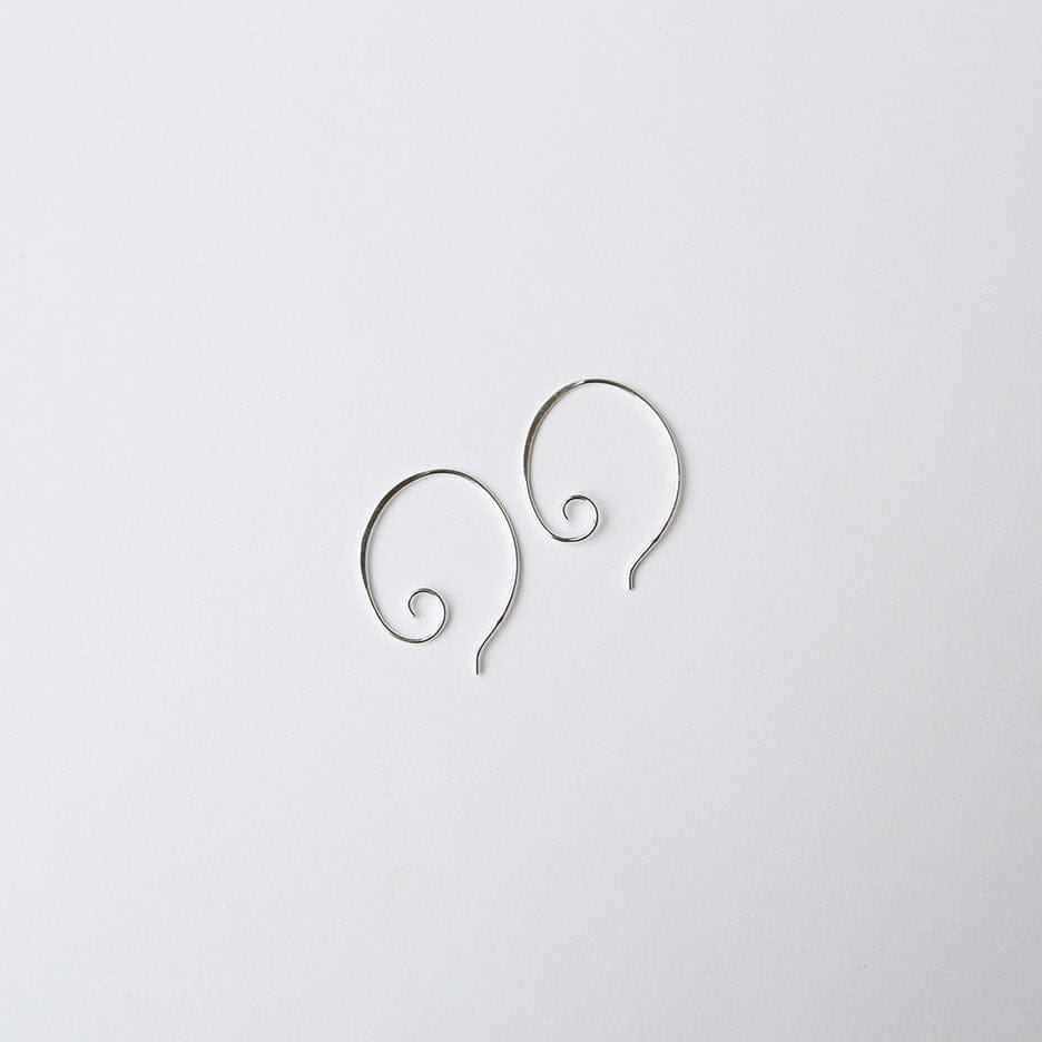 
                  
                    EAR Simple Hoop With Curl
                  
                