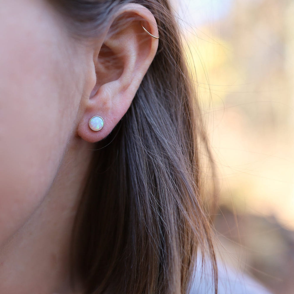 
                      
                        EAR Simple Opal Stud
                      
                    