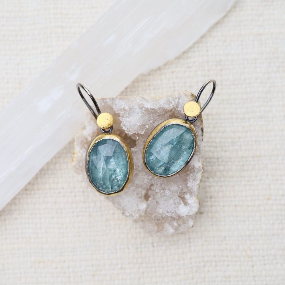 EAR Sky Blue Kyanite Crescent Rim Dot Earrings