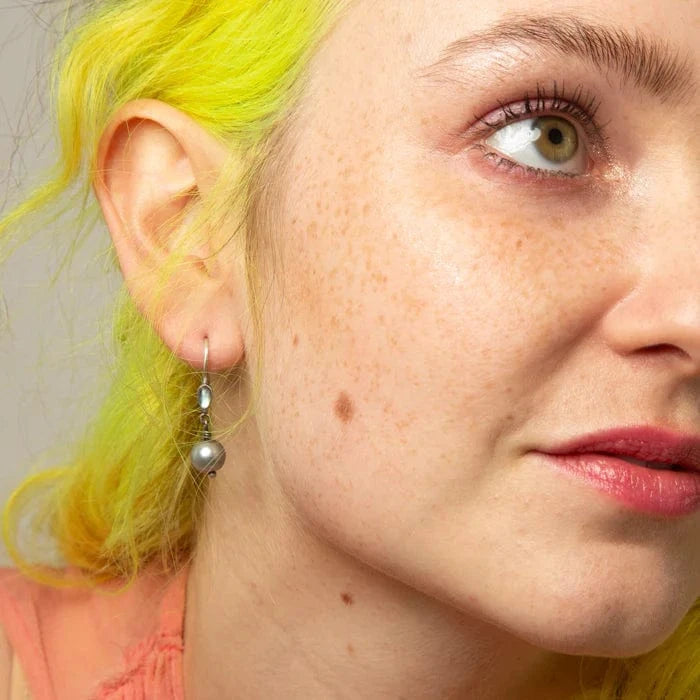 EAR Small Pearl and Marquis Apatite Drops