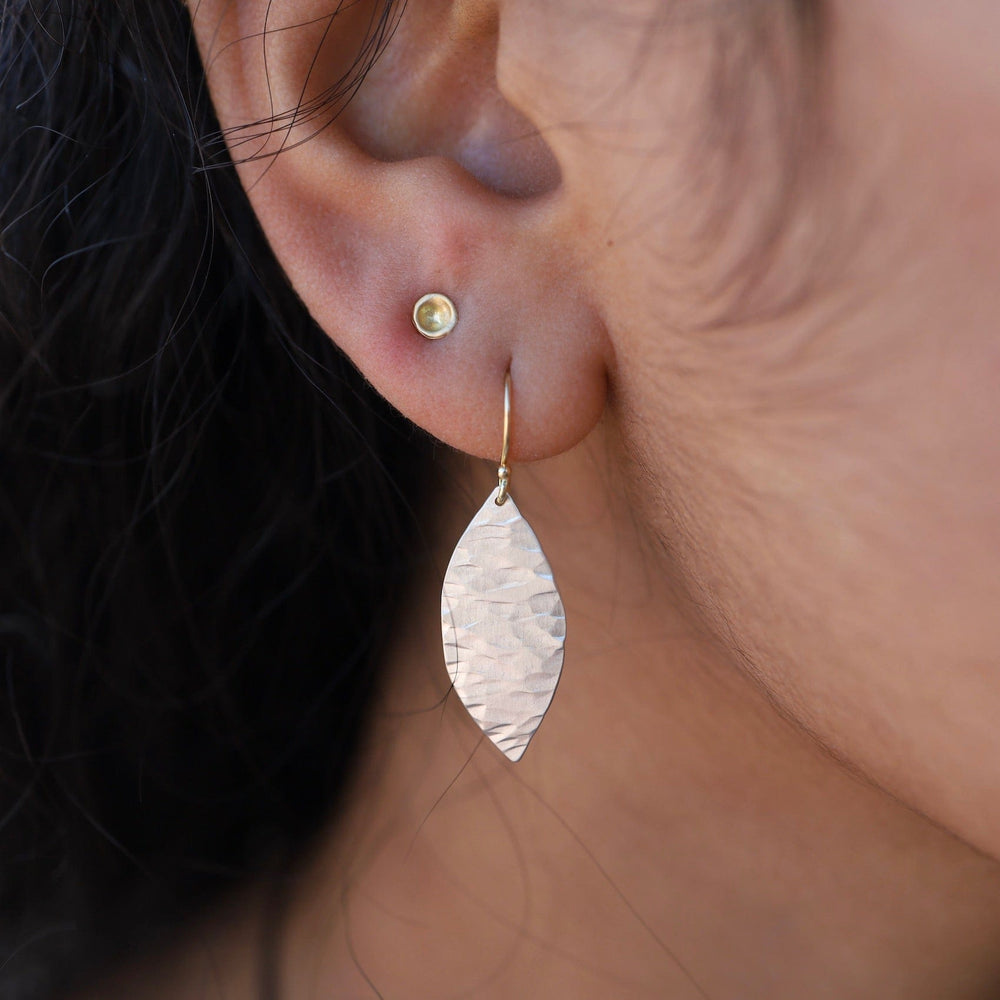 EAR Small Ridged Petal Earrings