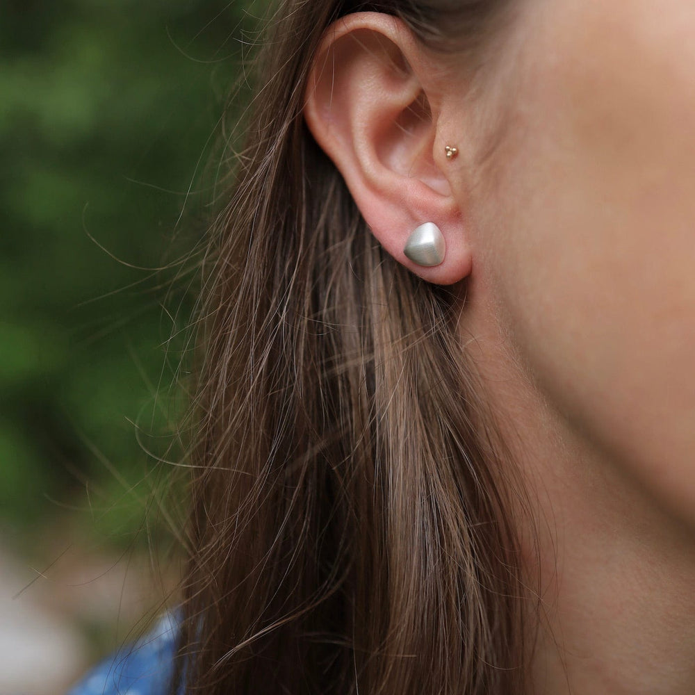 
                      
                        EAR Small Seed Post Earring
                      
                    