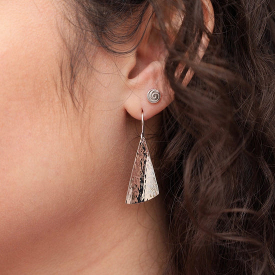 EAR Small Tapered Hammered Dangle Earrings