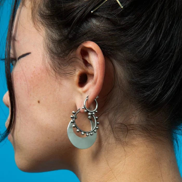 EAR Spaced Graulated Hoop In Sterling Silver