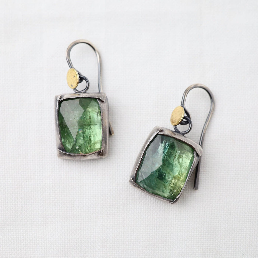 
                      
                        EAR Square Fold Earrings With Green Kyanite
                      
                    