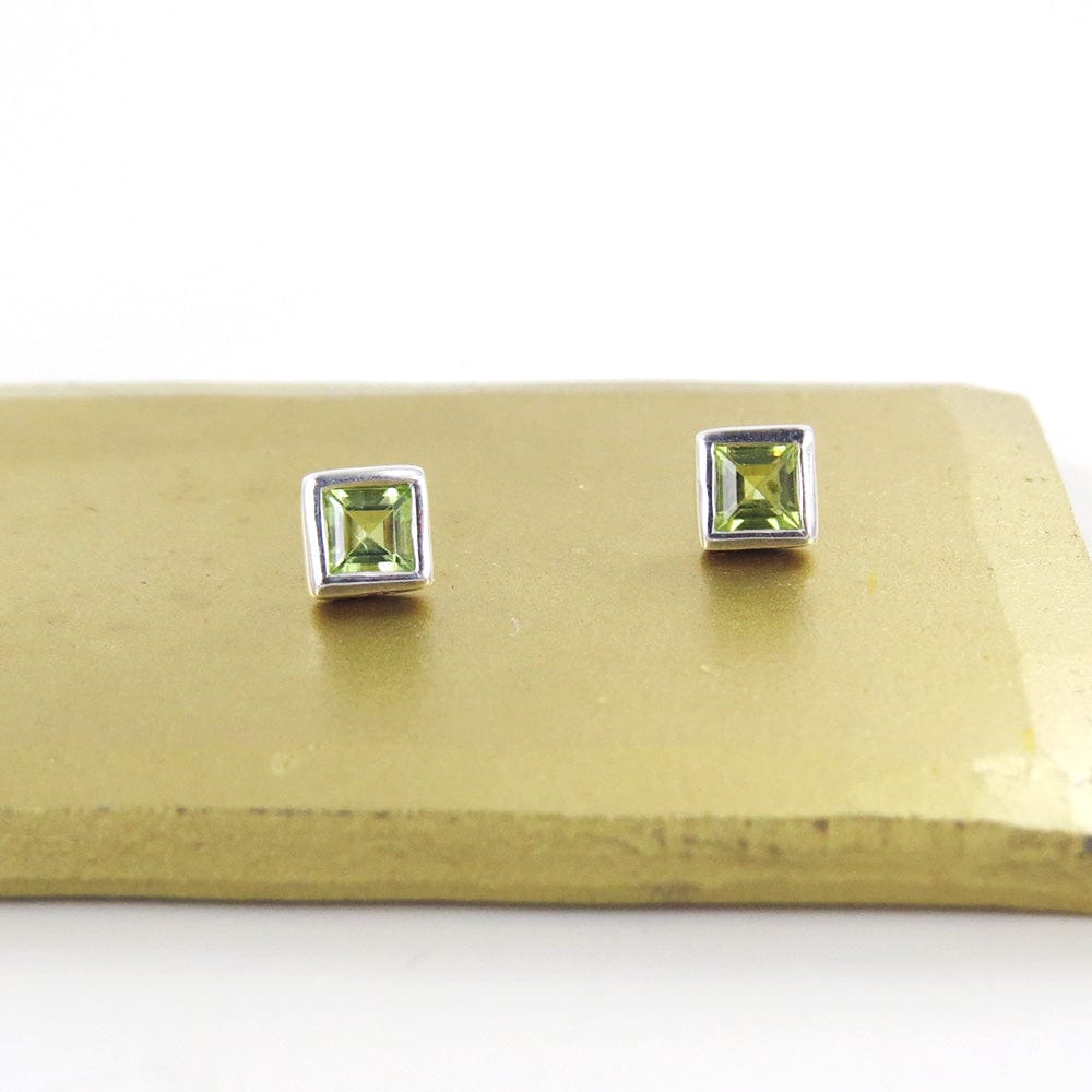 
                      
                        EAR Square Peridot Post Earring
                      
                    