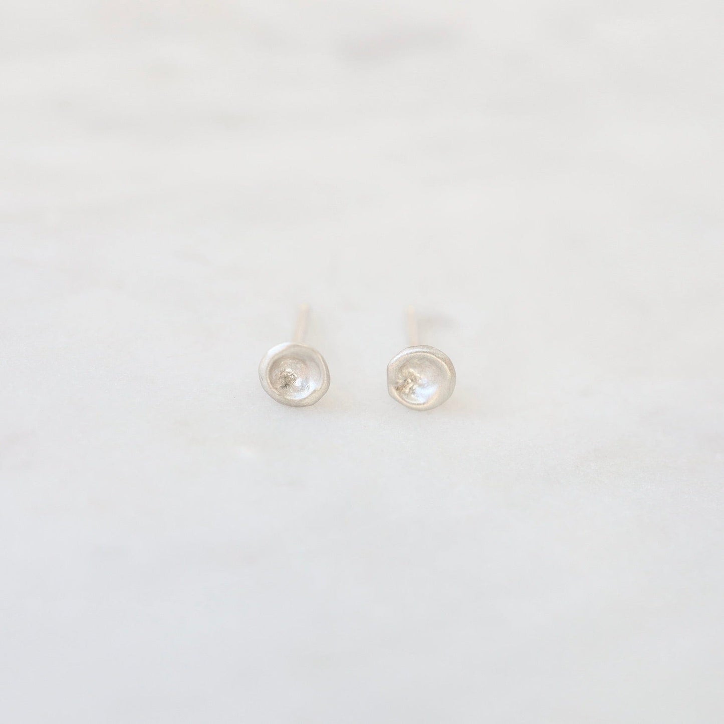 EAR Sterling Silver Baby Mussel Shell Studs