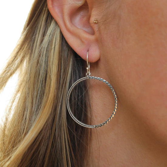 EAR Sterling Silver Braided & Dot Circle Dangle Ring Earring