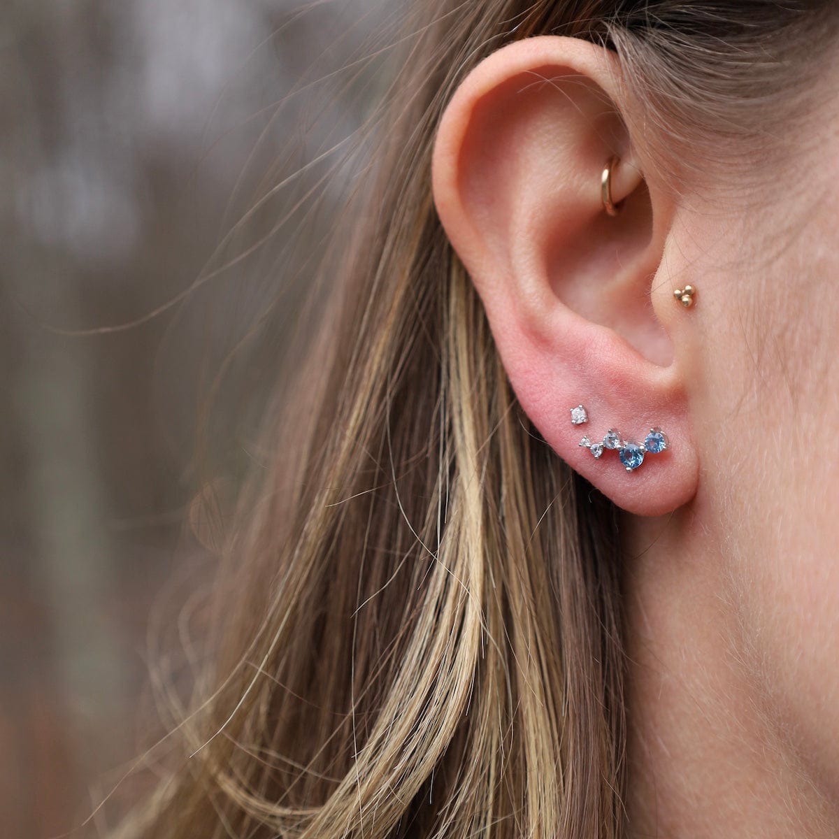 EAR Sterling Silver CZ Blue Ombre Arc Barbell Single Stud Earring