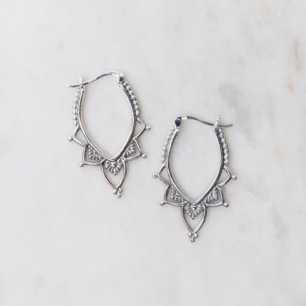 EAR Sterling Silver Decorated Oval Hoops