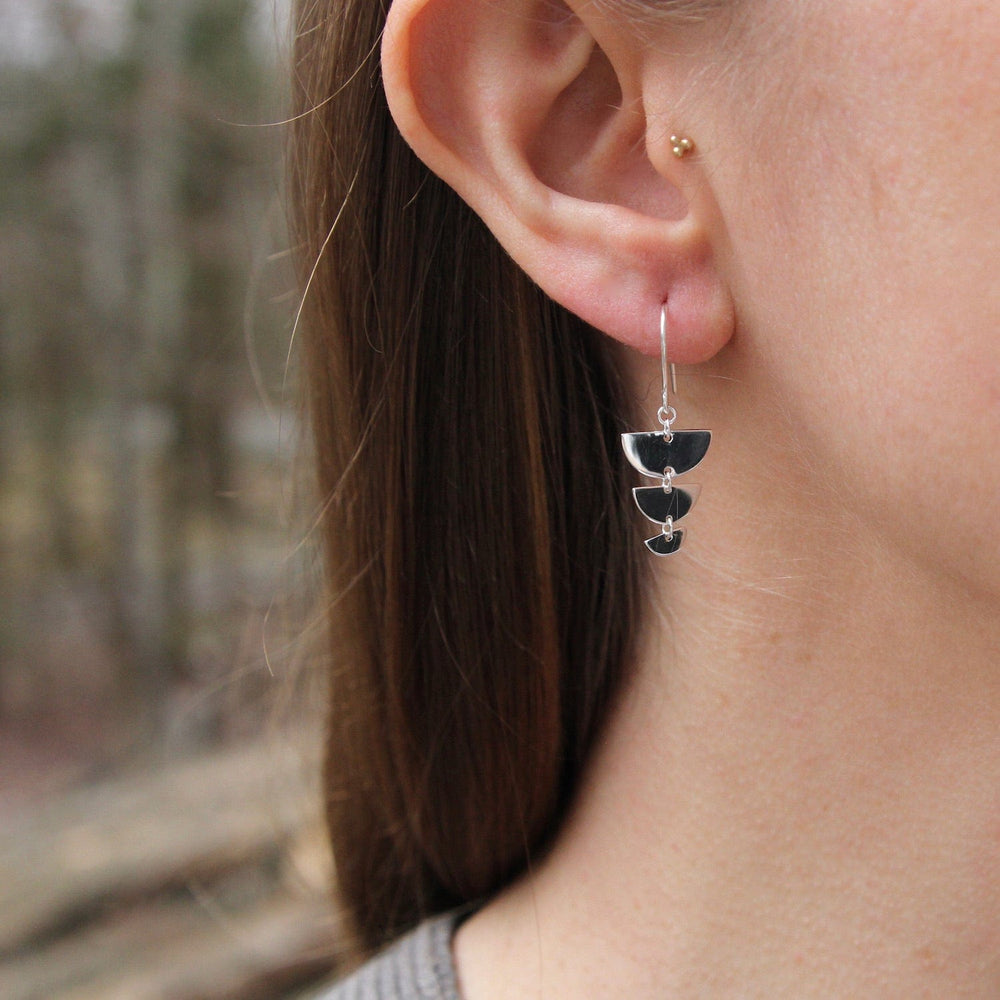 
                      
                        EAR Sterling Silver Descending 1/2 Circles Earrings
                      
                    